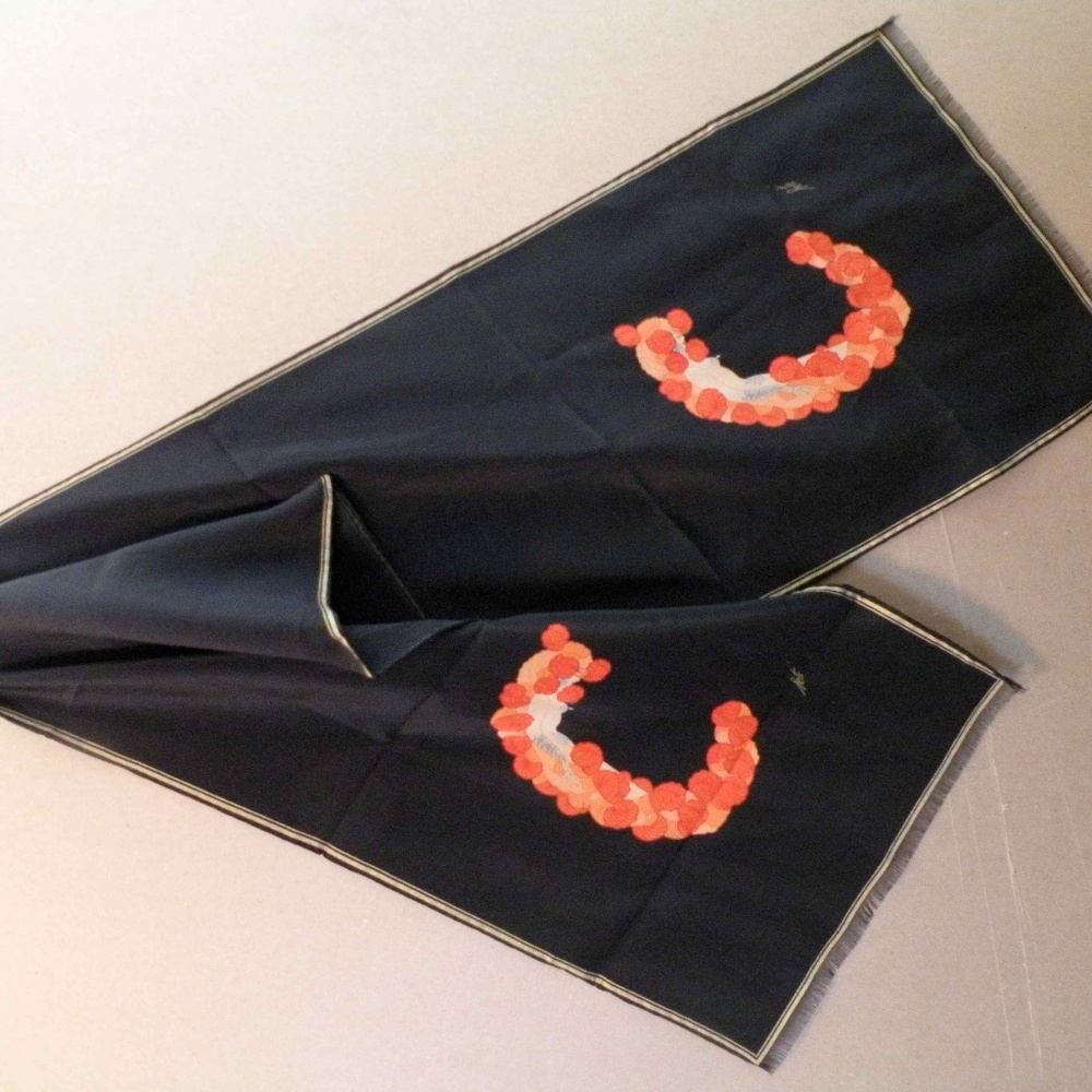 Erte' vintage letter 'C" scarf